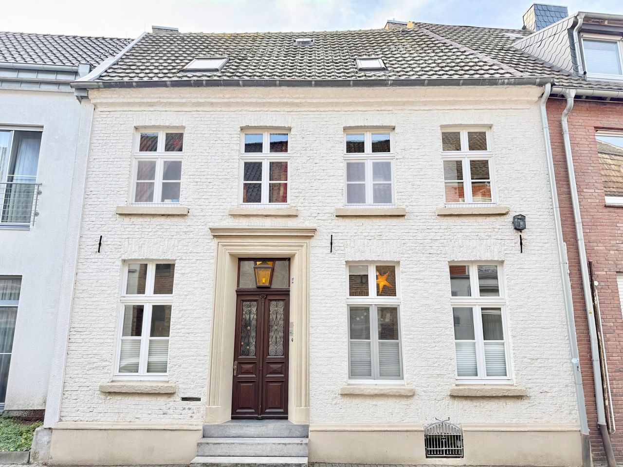 „Charmantes Reihenmittelhaus im herzen der Stadt – ein Zuhause zum Wohlfühlen!“